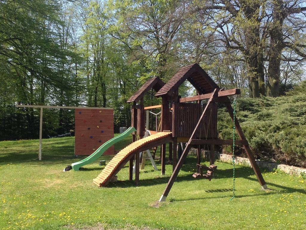 Palac Pozorty Bądki エクステリア 写真