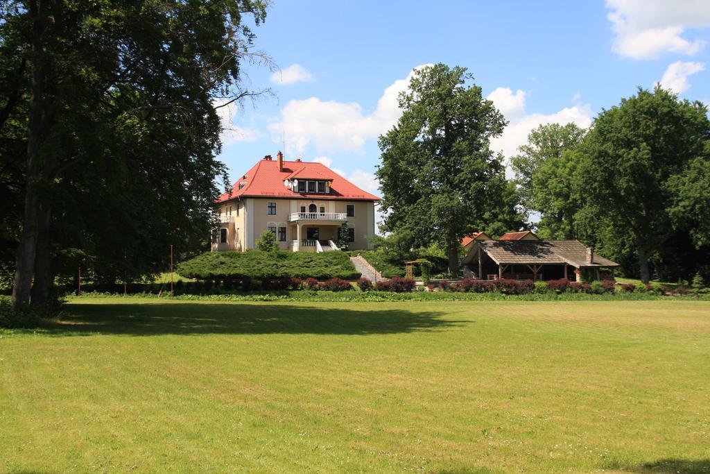 Palac Pozorty Bądki エクステリア 写真