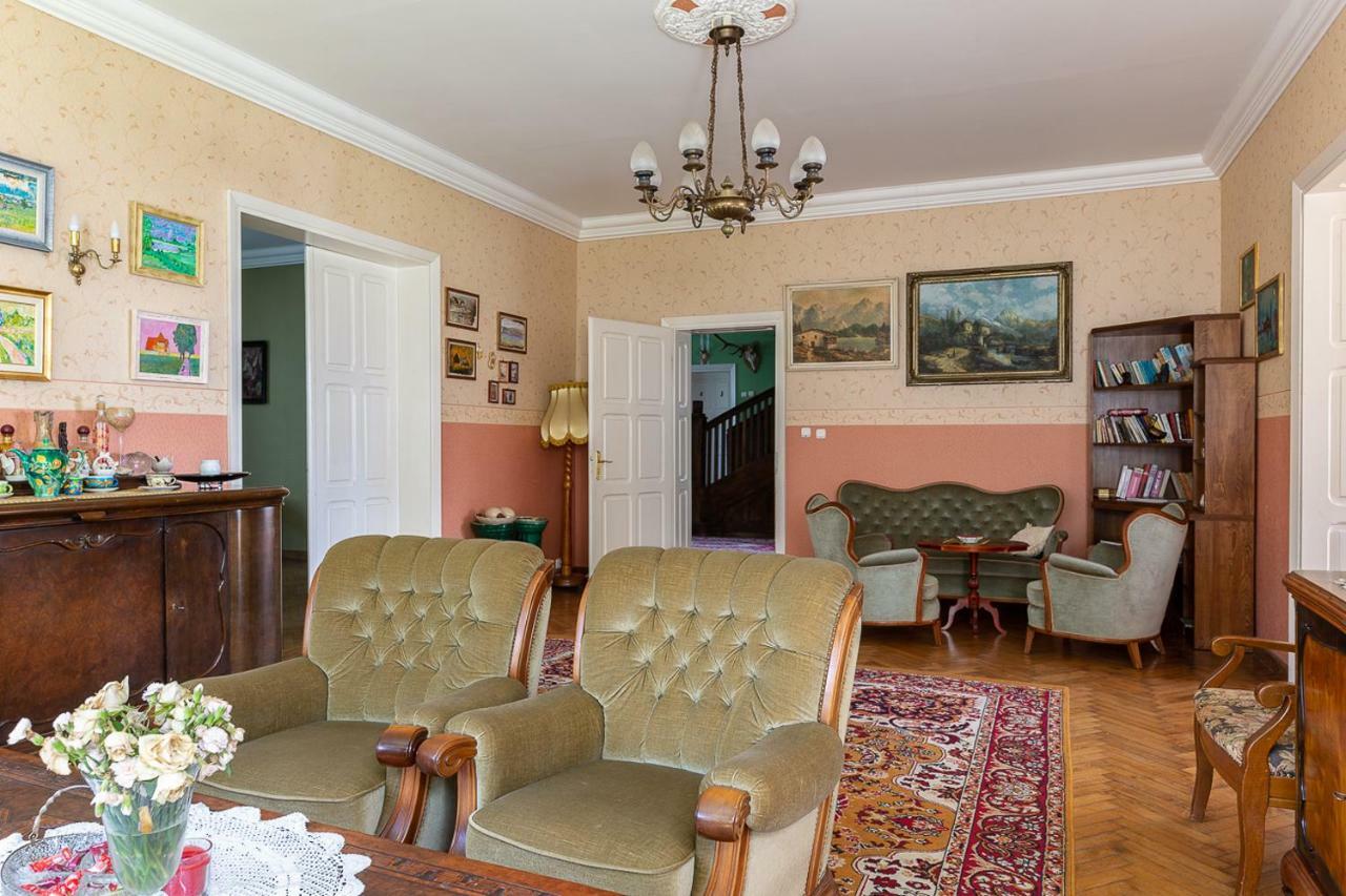 Palac Pozorty Bądki エクステリア 写真