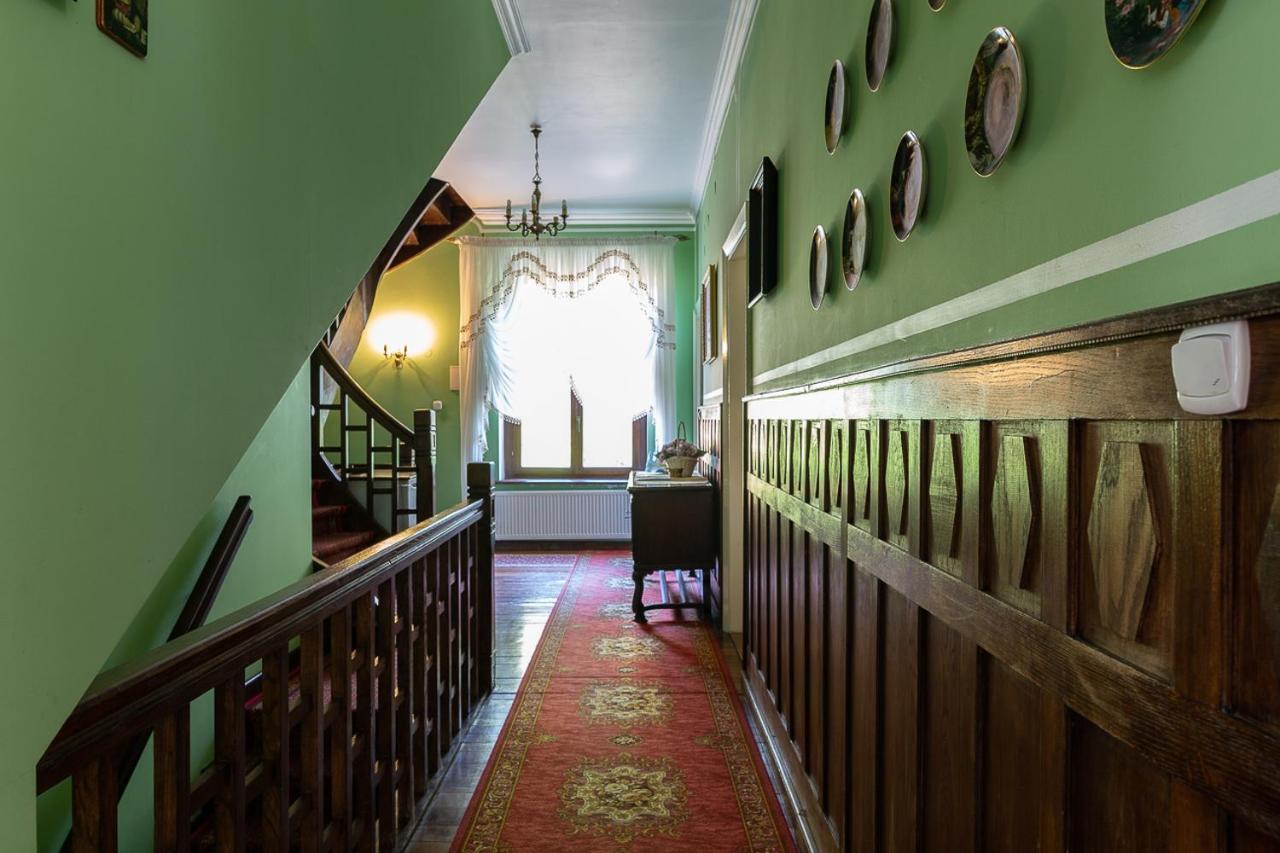 Palac Pozorty Bądki エクステリア 写真