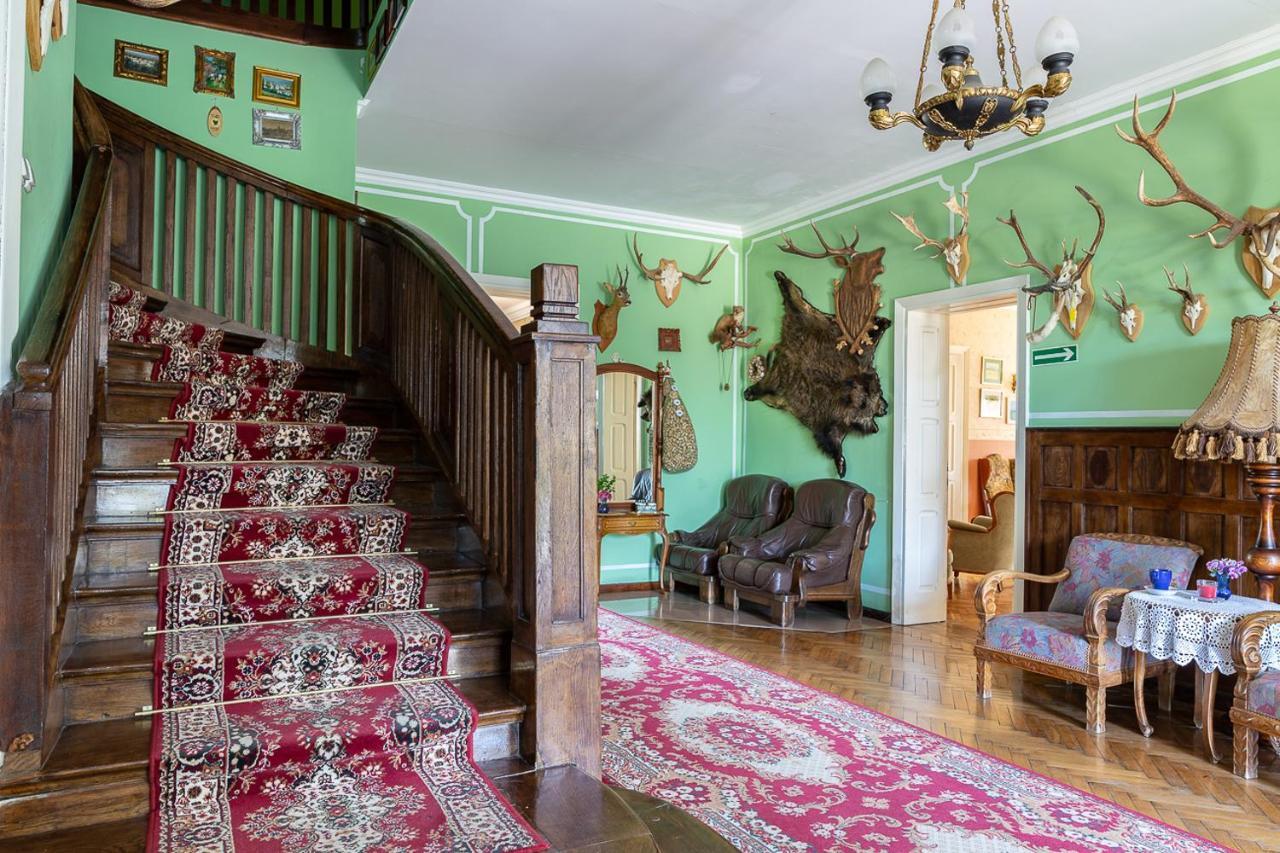 Palac Pozorty Bądki エクステリア 写真