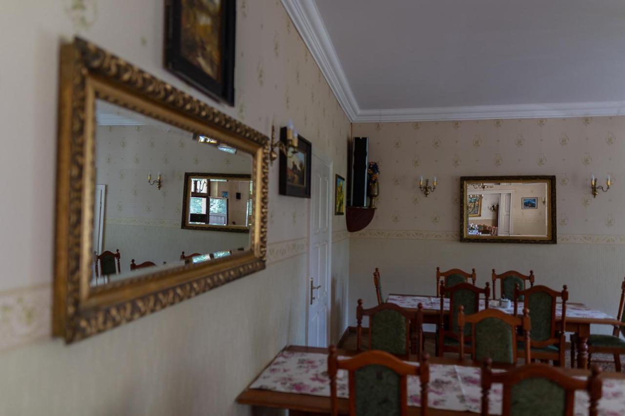 Palac Pozorty Bądki エクステリア 写真